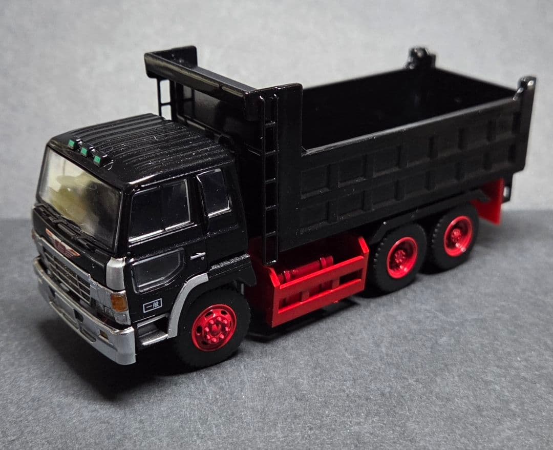 DBGT 1/64 日野 スーパードルフィン ダンプ トラック グリーン 黒