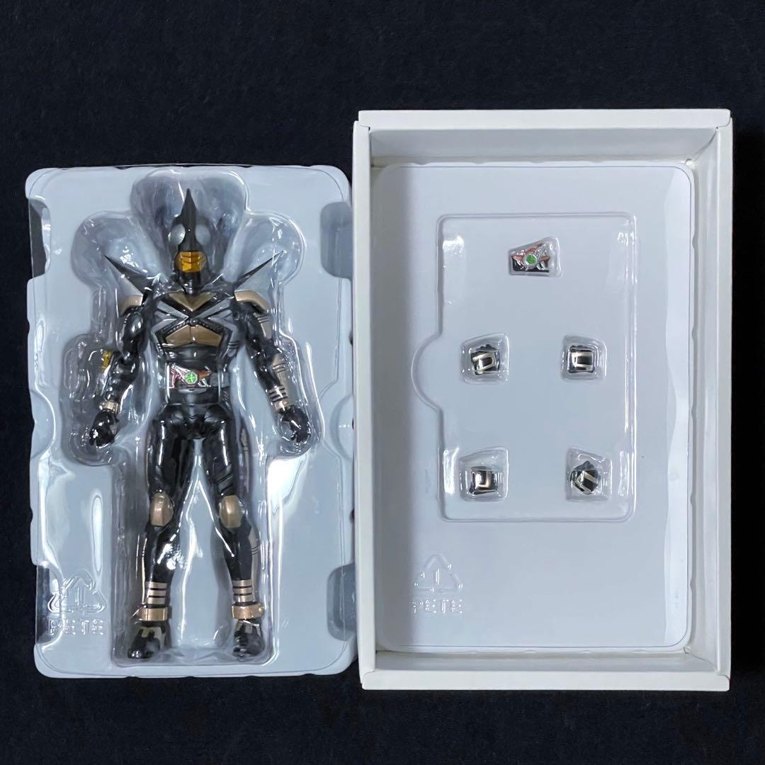 S.H.Figuarts 真骨彫製法 仮面ライダーパンチホッパー