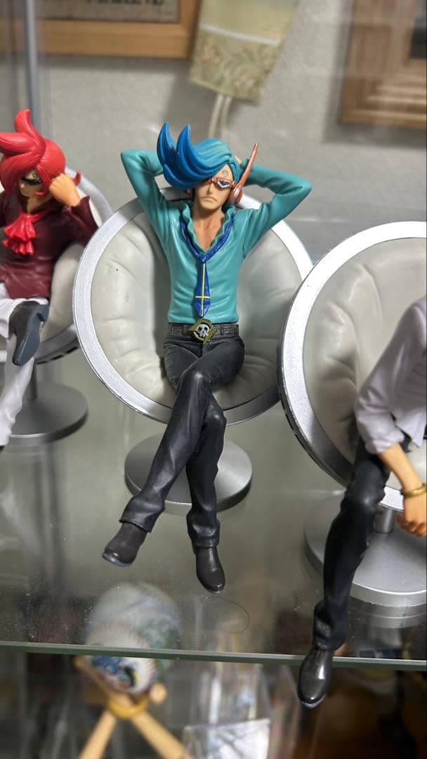 ワンピース フィギュア　ジェルマ66 DXFヴィンスモークファミリー