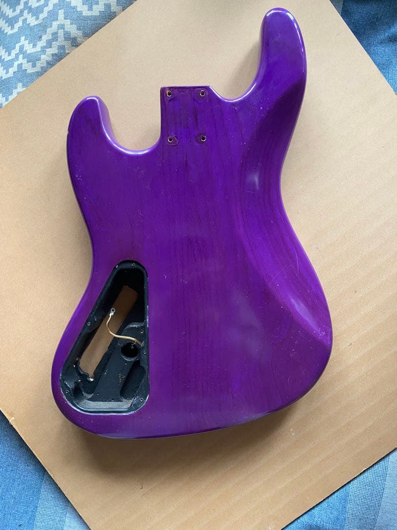 Blade Levinson ジャズベースボディ2ピース:スイス製 レア！