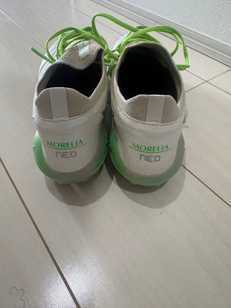 ミズノ モレリアNEOiV β スパイク トレシュー26.5