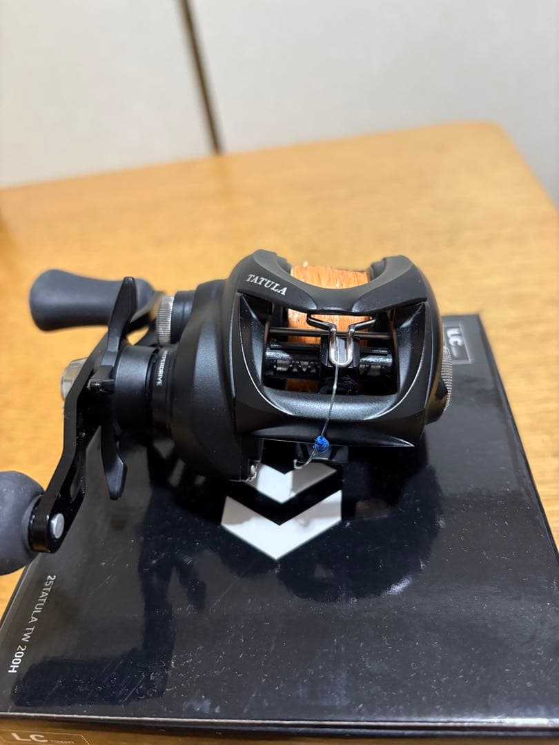 ダイワ　タトゥーラTW200H ベイトリール