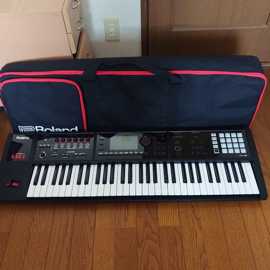 Roland FA-06 61鍵キーボード(ソフトケース 、取扱い説明書付き)