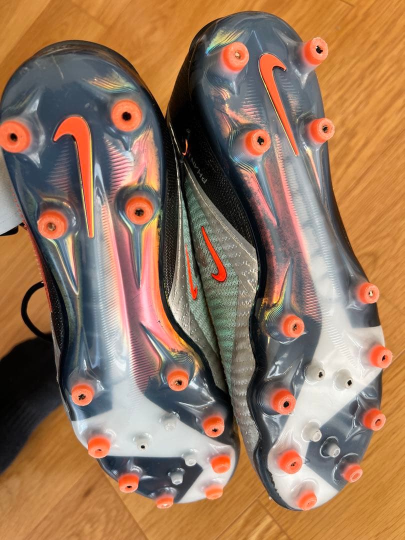 ファントム 6 LOW エリート AG-PRO