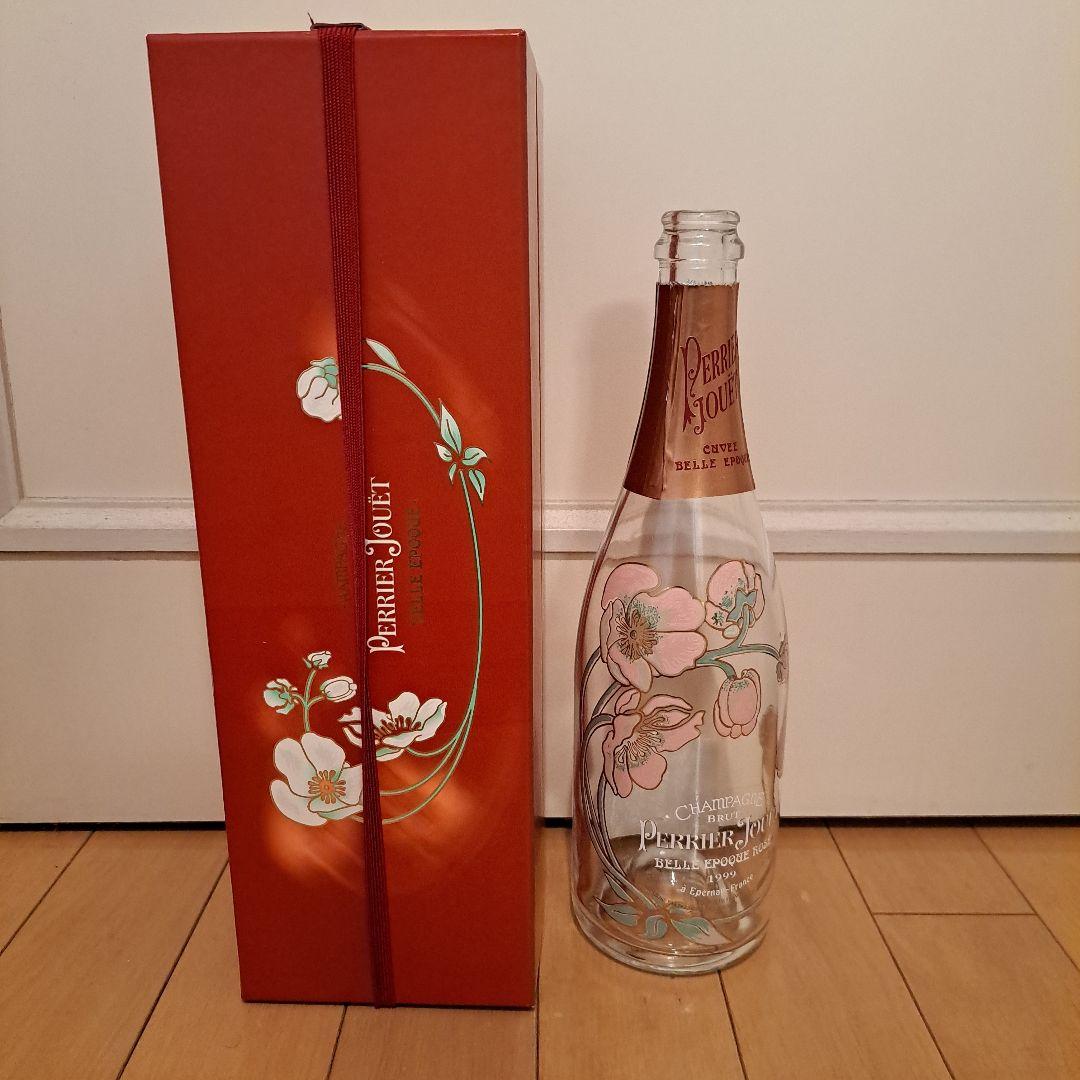 Perrier-Jouët二種類+Don Perignon1種類　空き瓶、空き箱