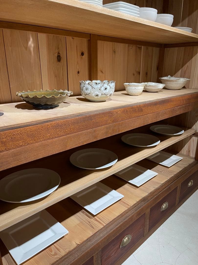 水屋箪笥　稀少　当時物　大型　ガラス棚　食器棚　収納棚　上下分割　什器　古家具