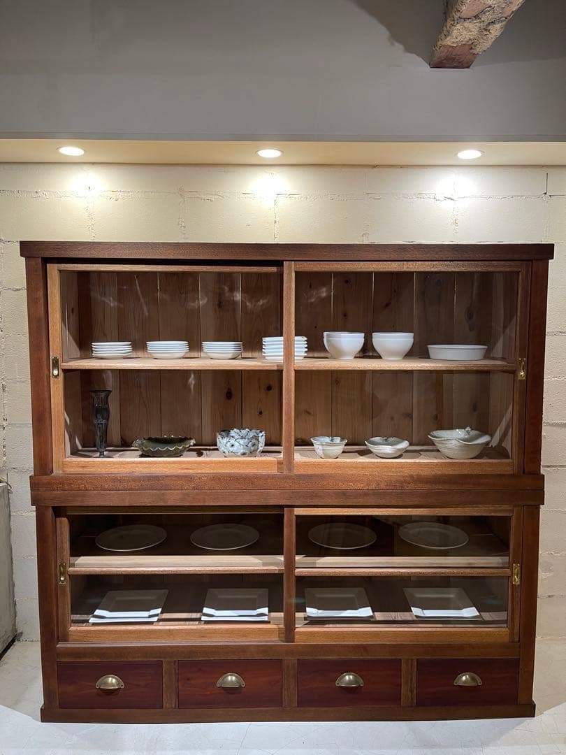 水屋箪笥　稀少　当時物　大型　ガラス棚　食器棚　収納棚　上下分割　什器　古家具
