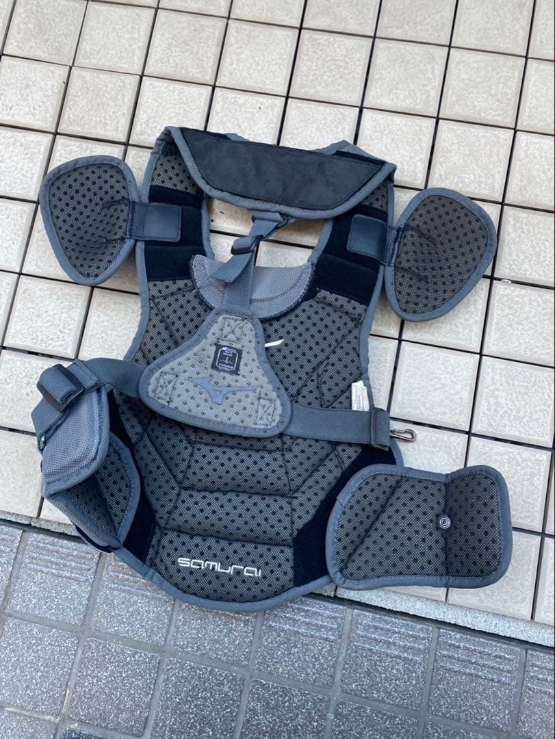 キャッチャー防具一式 (ミズノ)