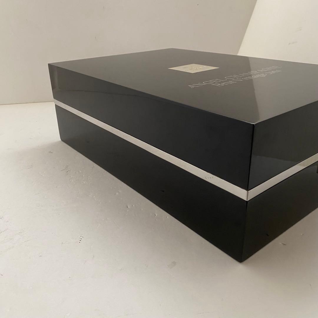 エンジェル シャンパン プラチナ　ヴィンテージ　2004