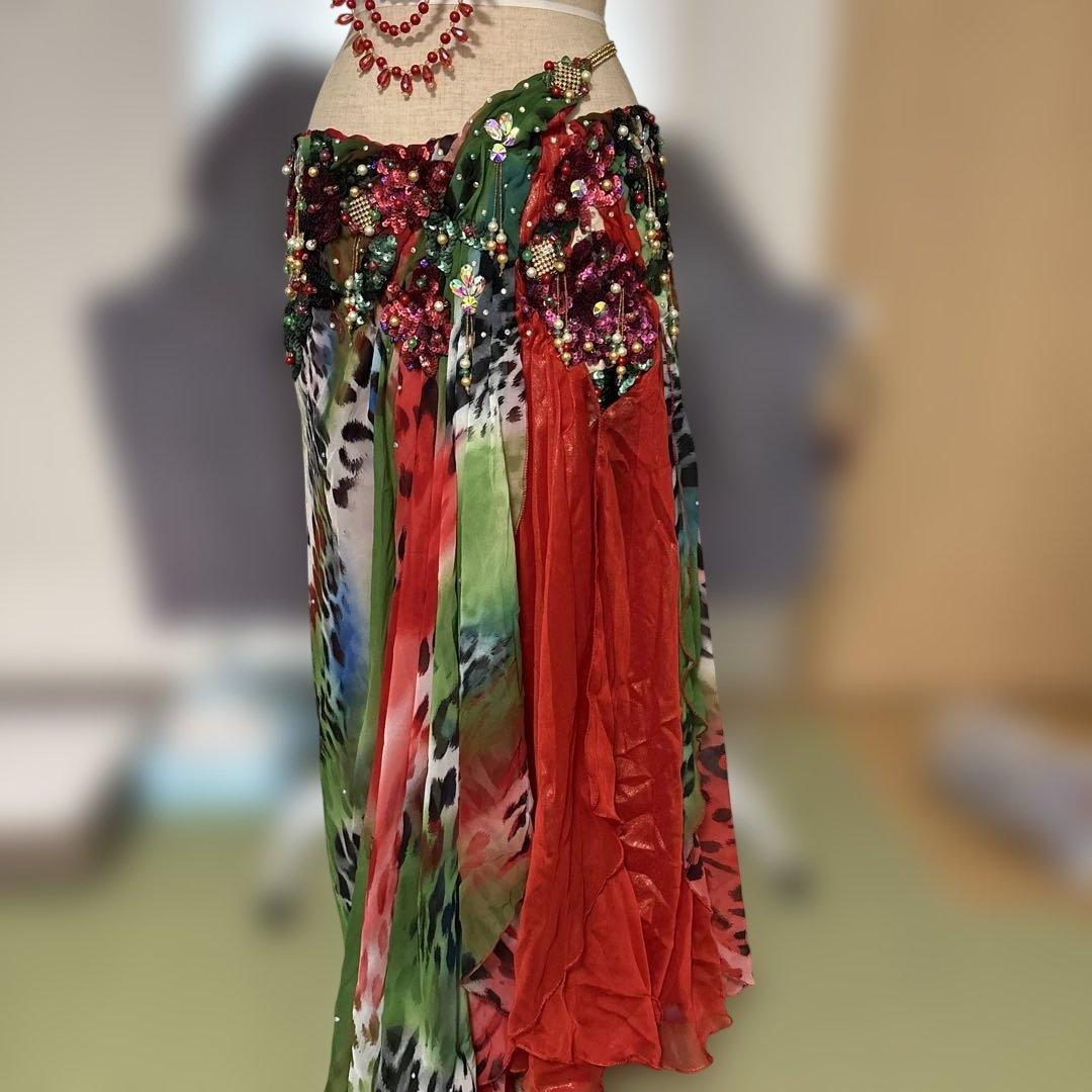 ベリーダンス セットアップ 赤緑装飾