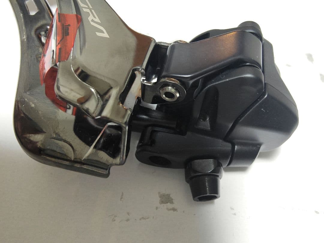 【新品未使用☆】シマノULTGRA Di2 fd-r8150 2×12