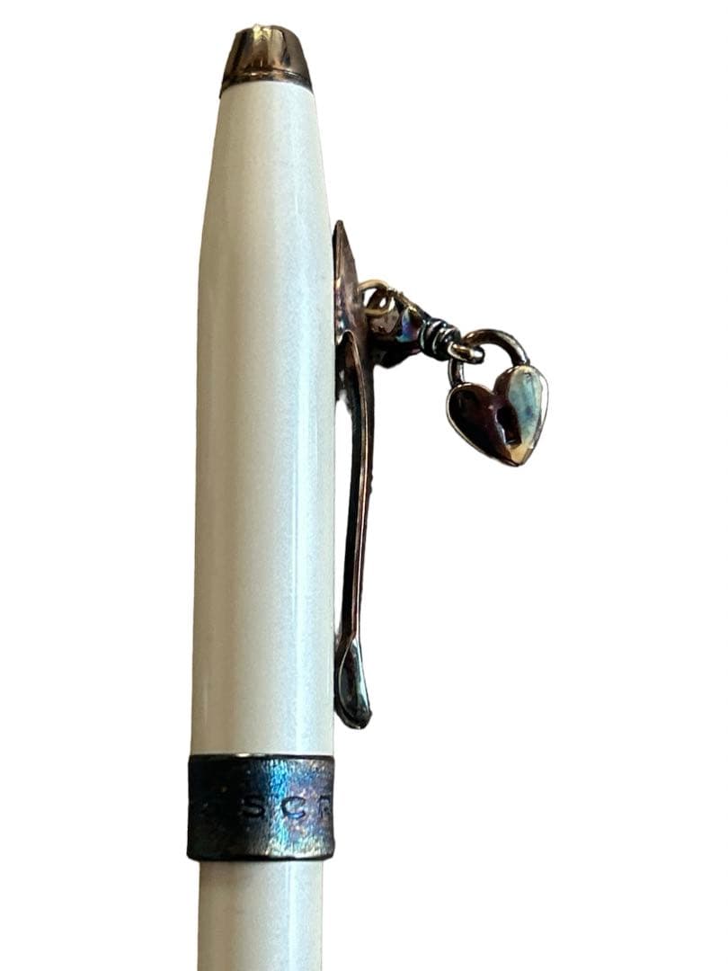 CROSSボールペン ホワイトと革のボールペンケース