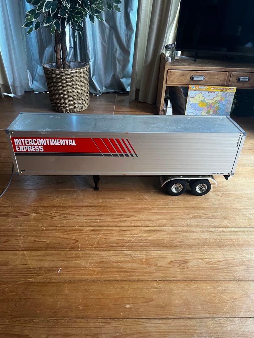 タミヤ トレーラートラック用 パネルバン セミトレーラー