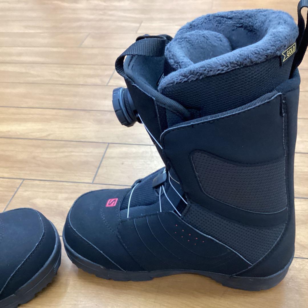 新品　Salomon スノーボードブーツ 女性用　22㎝