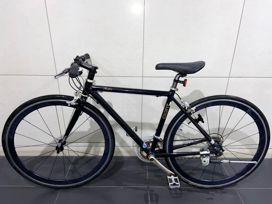 giant tradist ジャイアント　トラディスト　フラットバーロードバイク