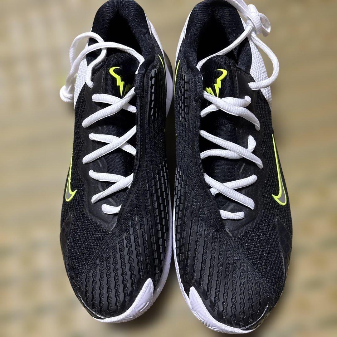 最終値下げ【ナダル】Nike テニスシューズ ブラック/イエロー　25cm