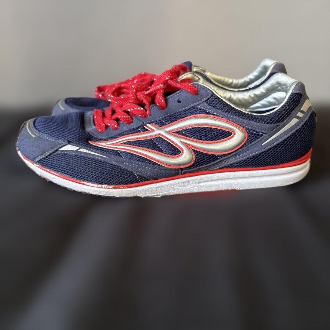 ビモロランニングシューズ25.5cm