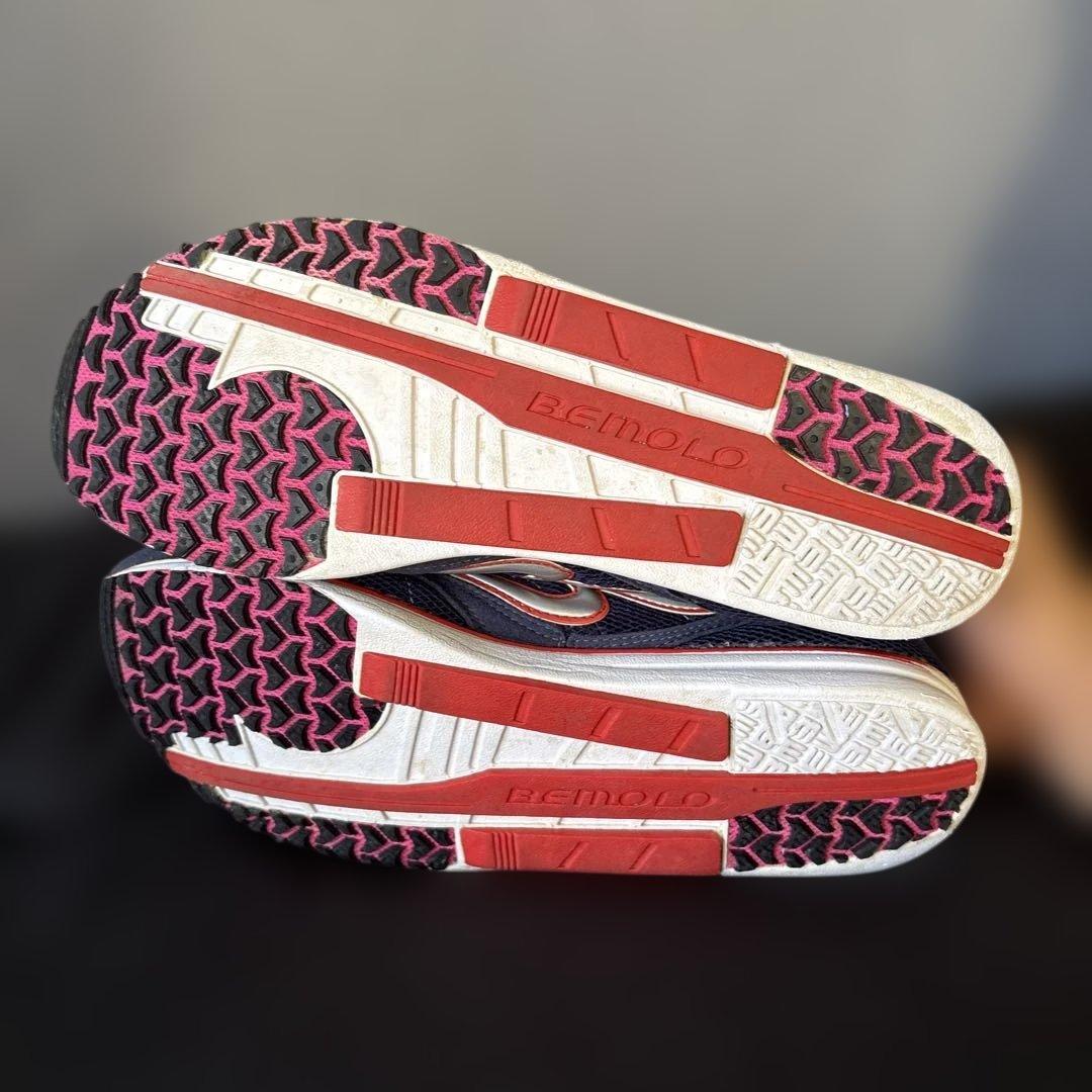 ビモロランニングシューズ25.5cm