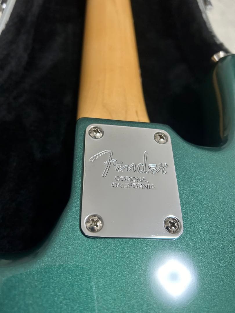 ベース Fender usa adam clayton Jazz Bass