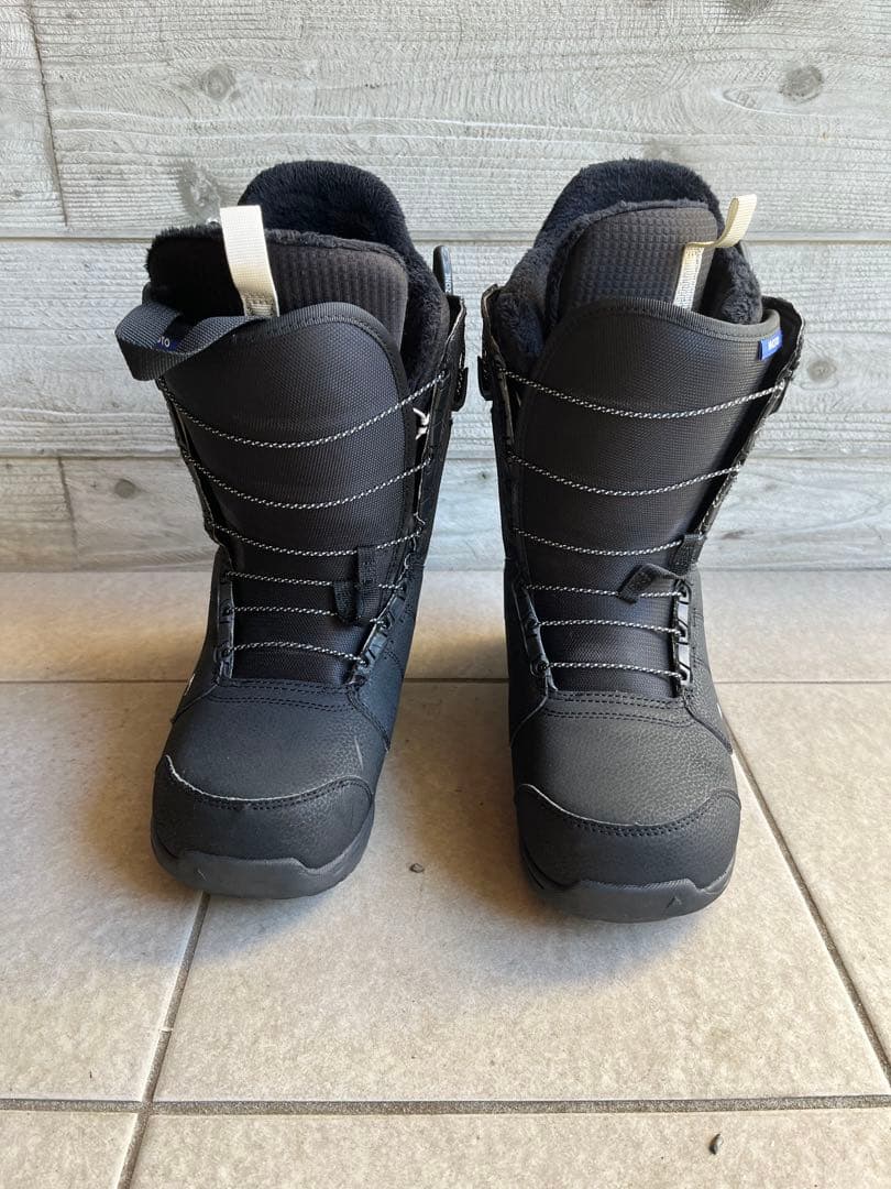 美品BURTON MOTO スノーボードブーツ 27cm 男性用 2025