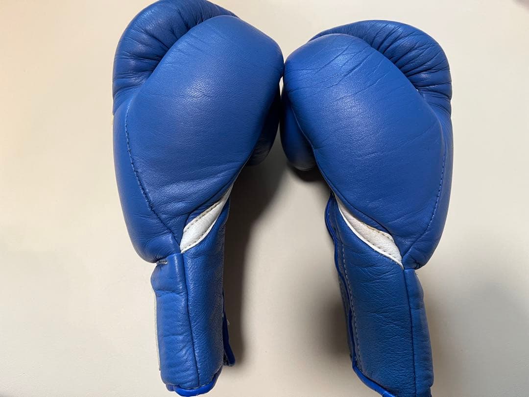 Winning ボクシンググローブ 8oz 青