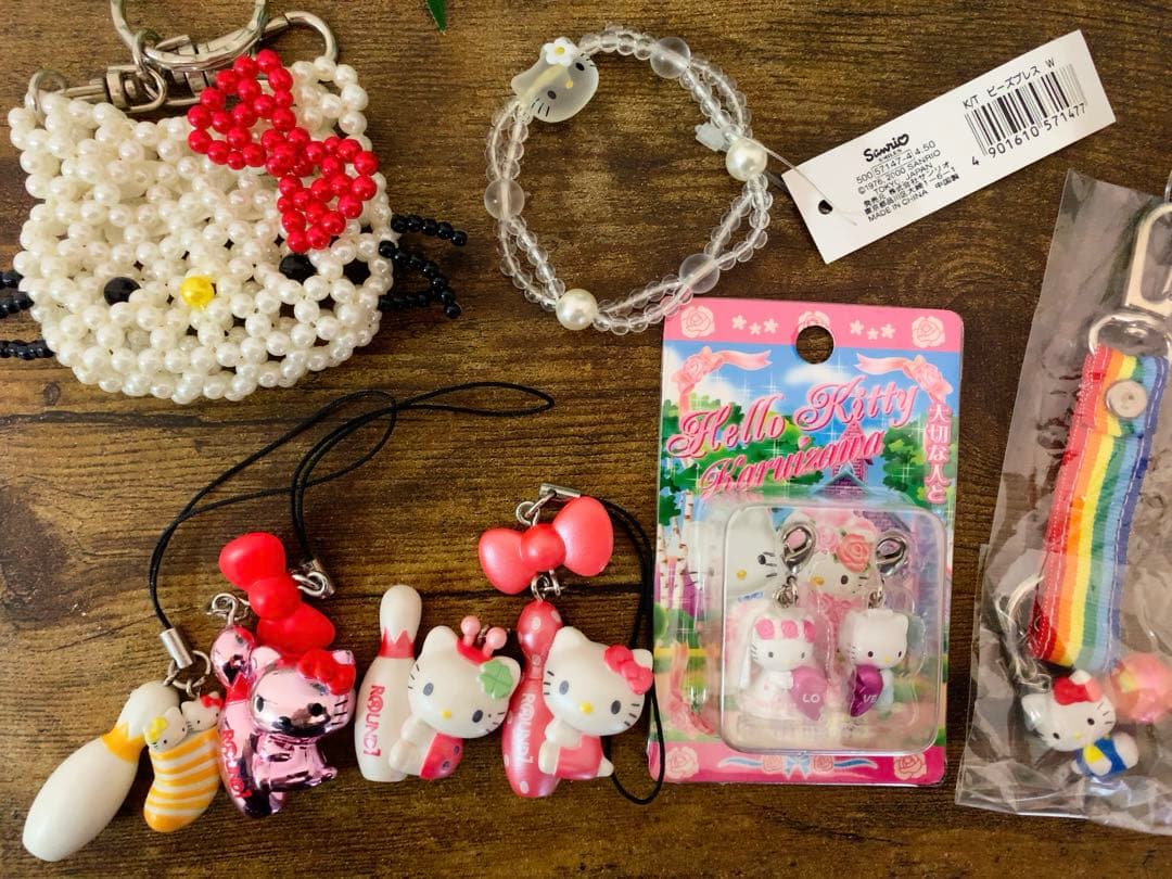 た*ぽ様 ☆激レア☆ ハローキティ ビーズポーチ　ブレスレット　ストラップ等　9