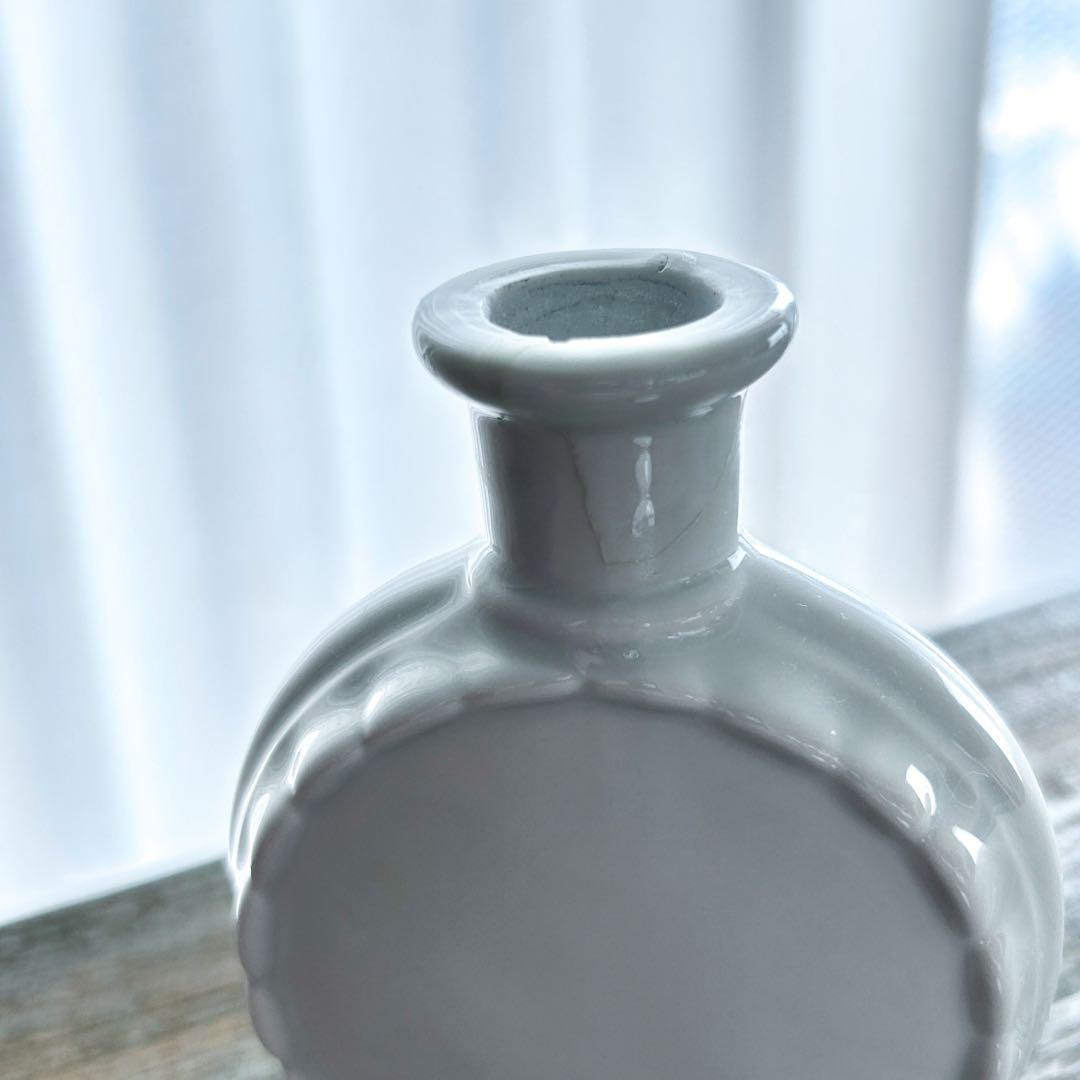 【訳あり】 パフュームボトル 白 陶器 フランス アンティーク