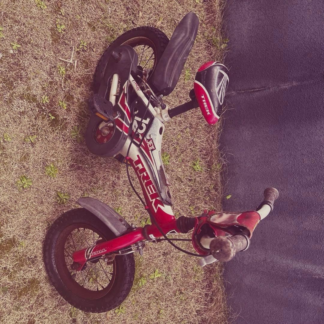 トレック　キッズバイク　12インチ