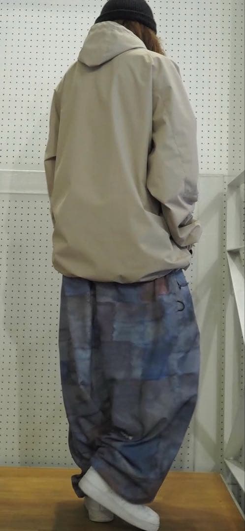 『値下げ中！』MAHF スノボウェア　上下セット　マヅメ　マーフ　スノーボード