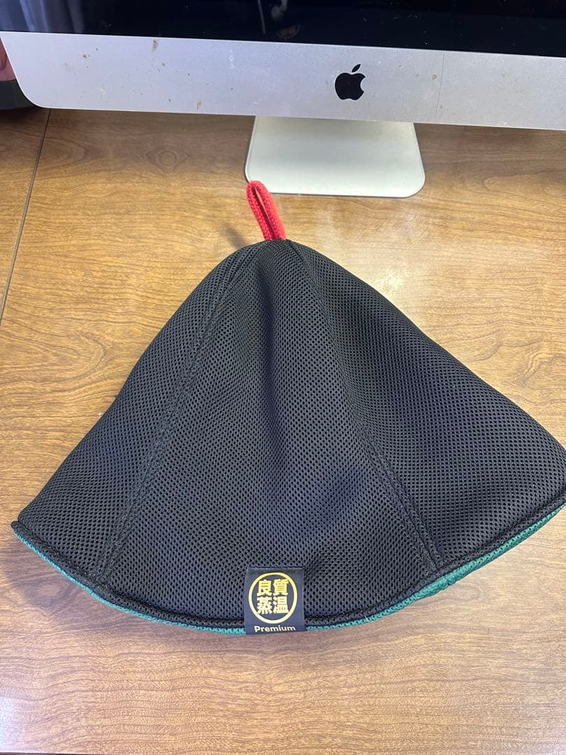 草加健康センター　厚木健康センター　サウナハット メッシュ 黒色 アニメ刺繍