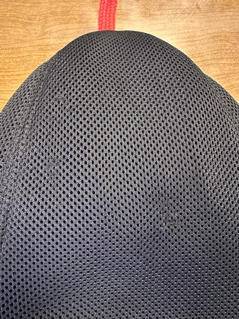 草加健康センター　厚木健康センター　サウナハット メッシュ 黒色 アニメ刺繍