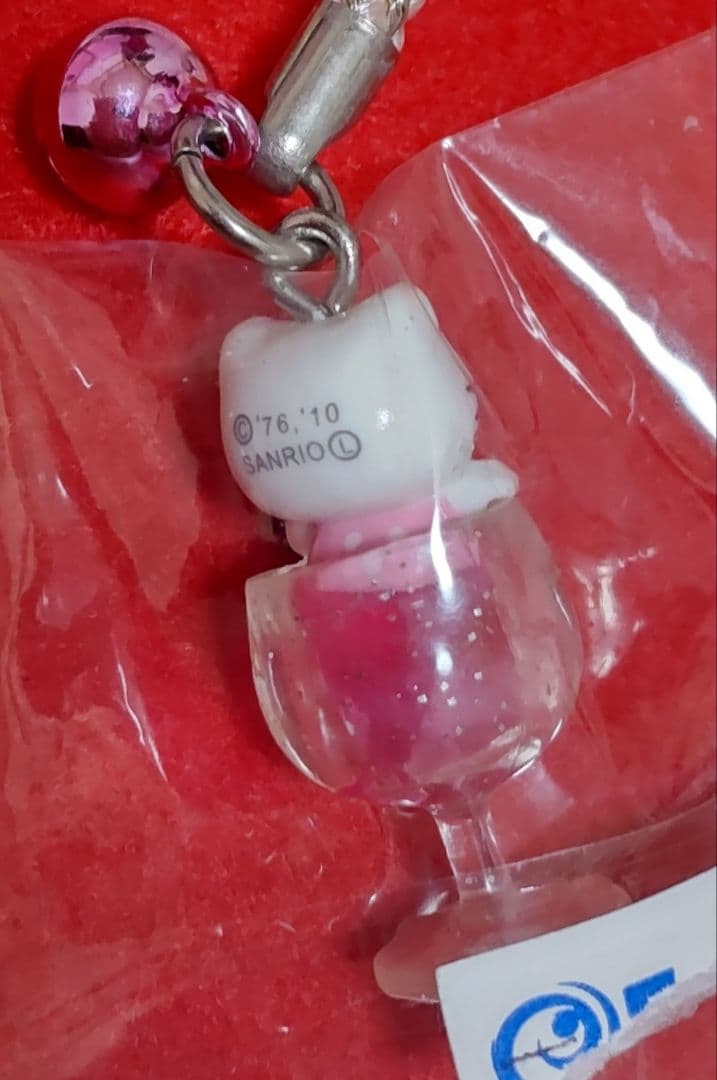 ご当地キティ 山梨 大阪 福岡 ワイン 北新地 中洲 ストラップ 新品 廃盤品