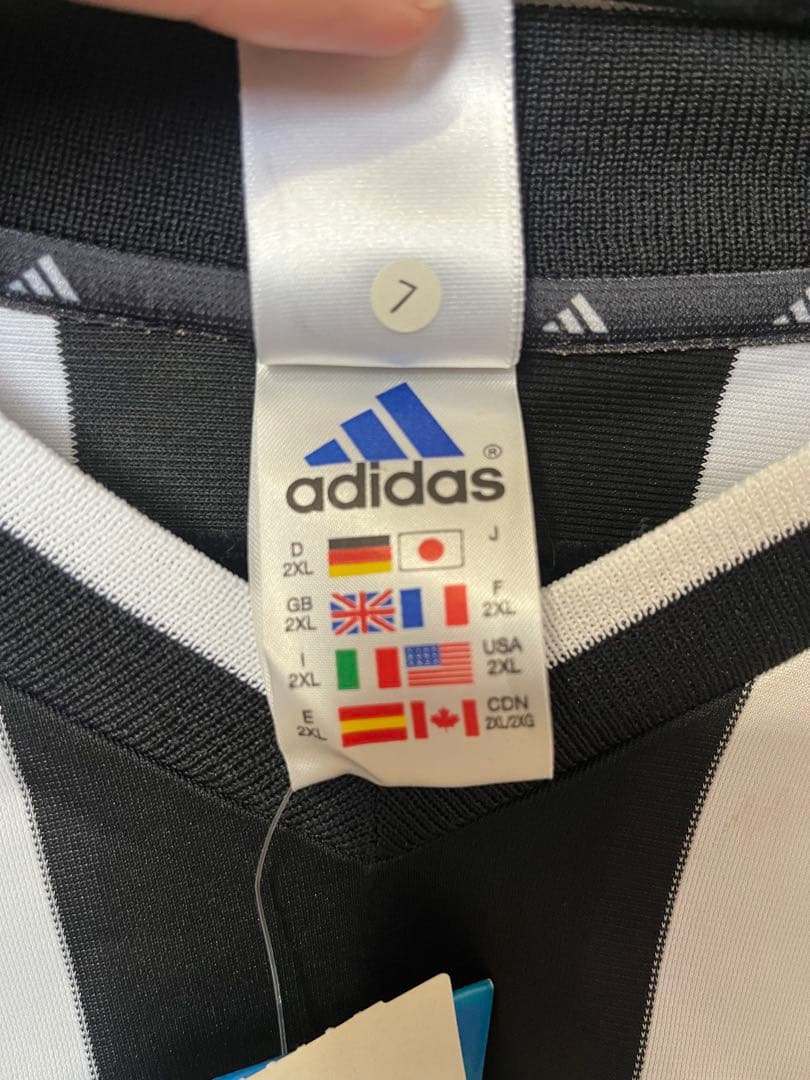 adidas Newcastle United ユニフォーム