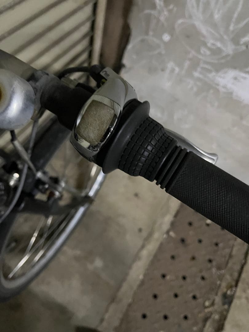 未整備　momentum INEED S-3 26インチ　7段変速