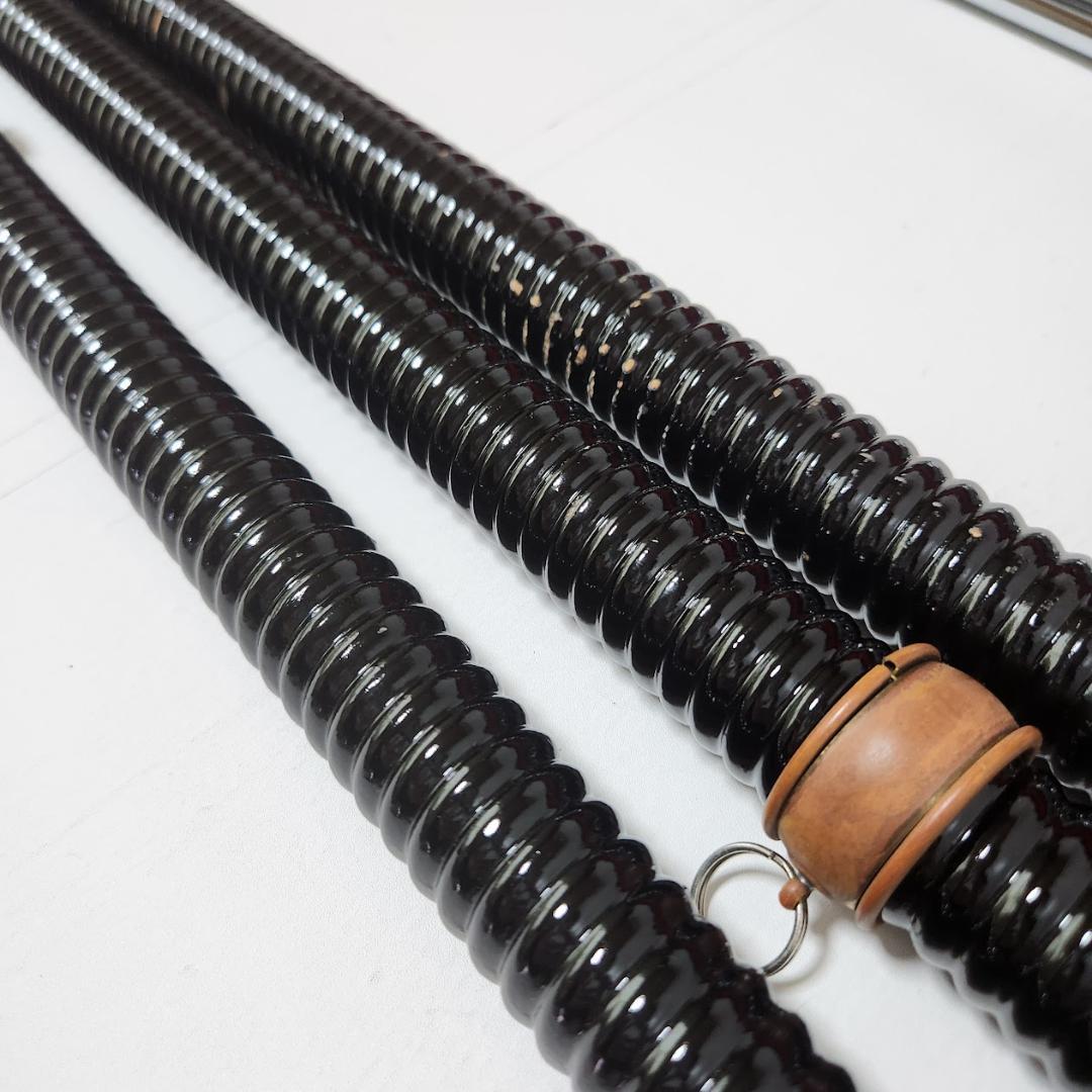 旗棒・旗用トランク・三脚　セット　黒塗千段巻棒・金ネジ式　中古品