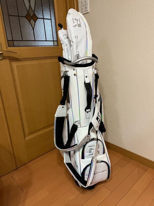 希少 Grind Studio スタンドキャディバック