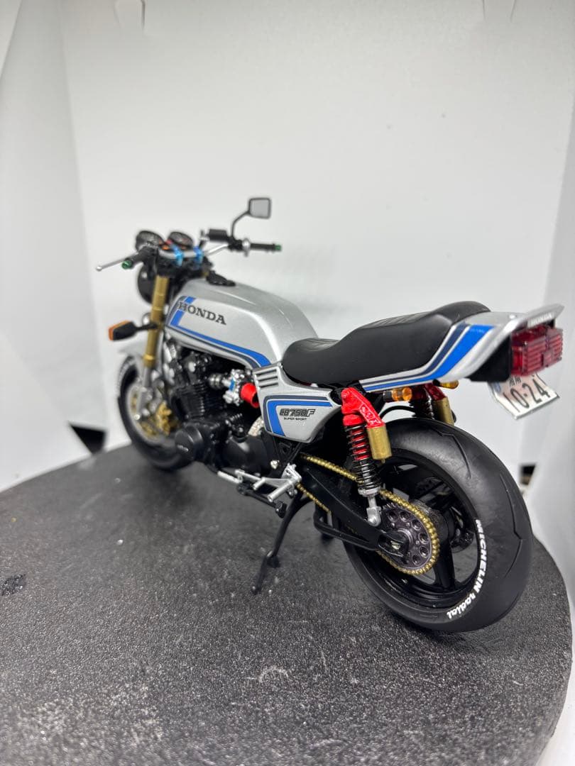 プラモデル完成品　タミヤ　ホンダ　CB750F 1/12 スペンサー　レプリカ