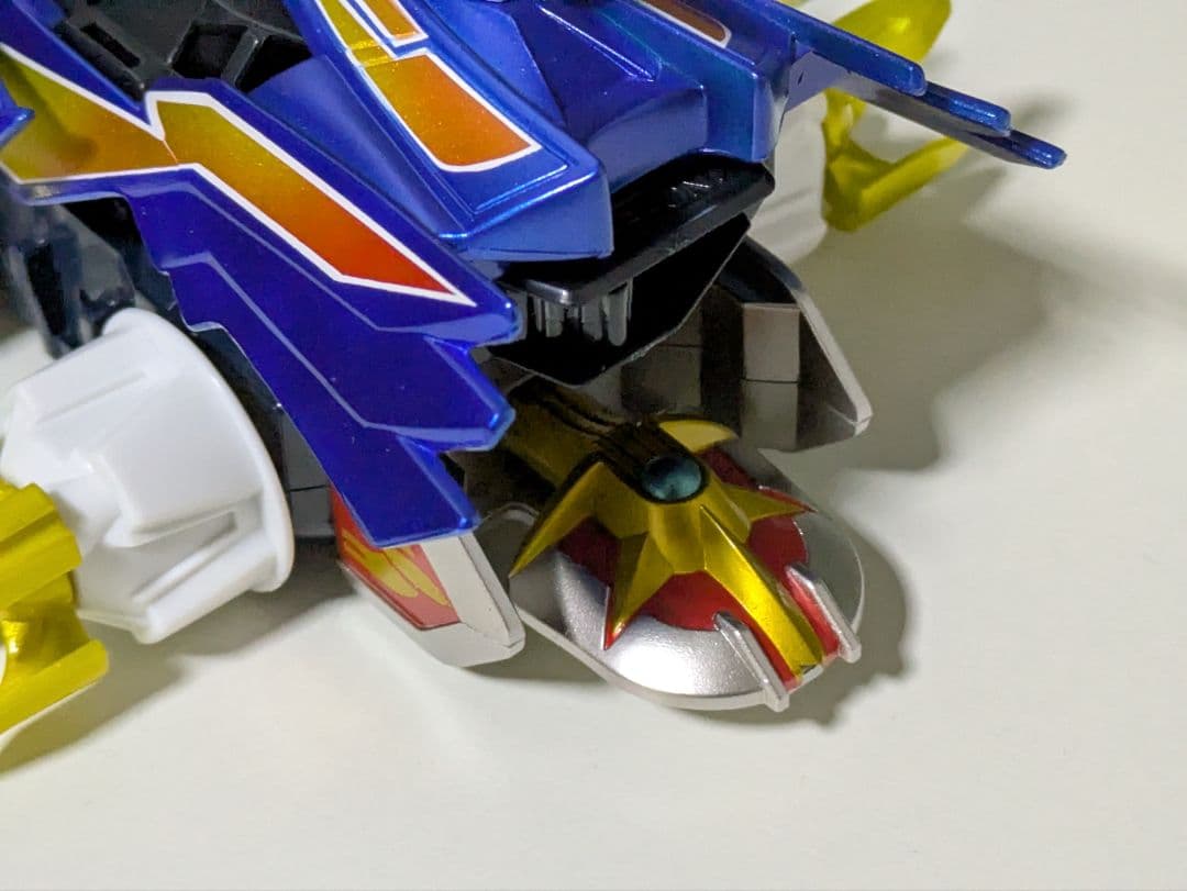 クラッシュギア　ガルダフェニックス　全塗装