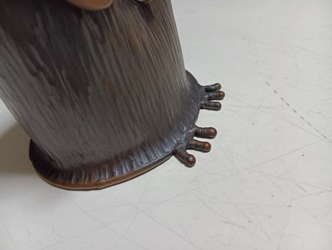 2002年　虎泉刻　純銅　ハンマートーン　金属工芸　オウル　フクロウ　ペン立て