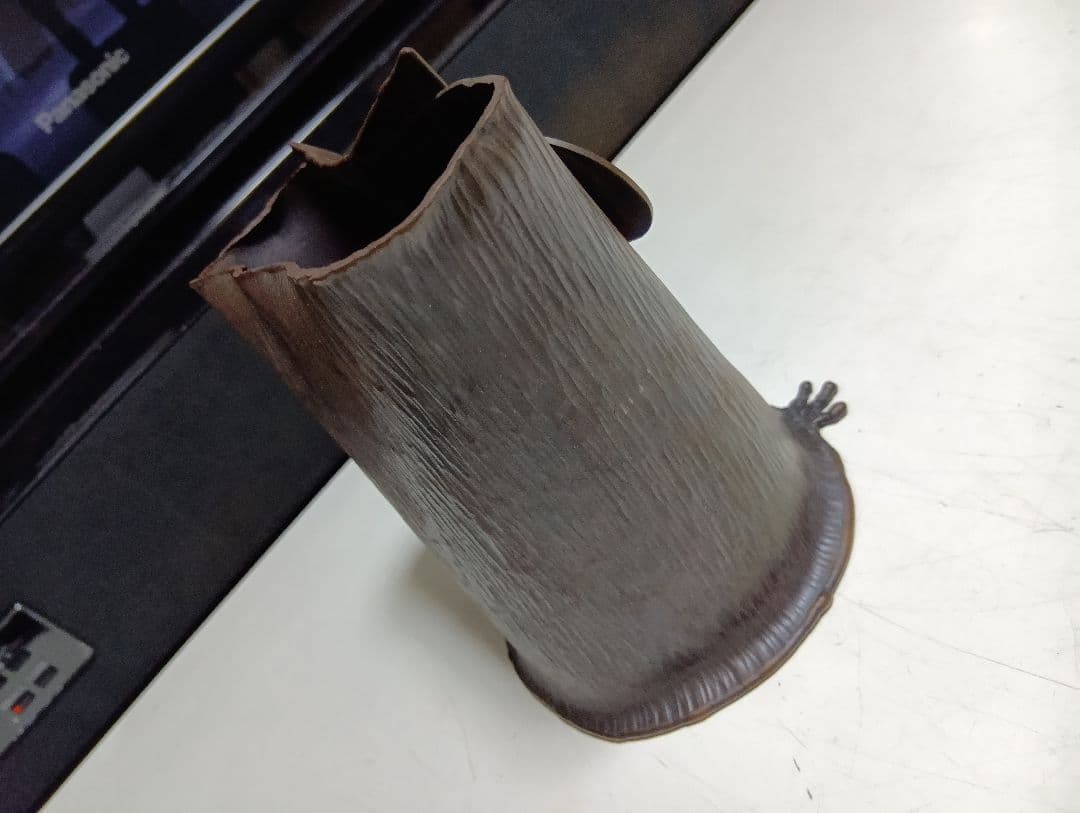 2002年　虎泉刻　純銅　ハンマートーン　金属工芸　オウル　フクロウ　ペン立て