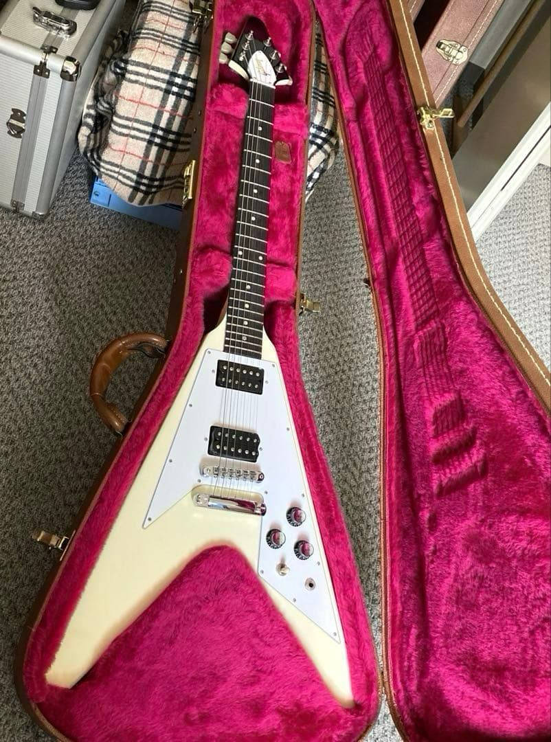 ト*ス様 【期間限定】　ギブソン　フライングV　クラシックホワイト　ハードケース