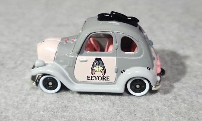 ディズニートミカ　イーヨー 新品・未使用