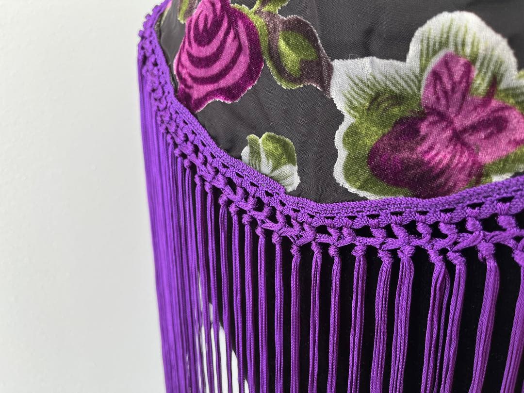 【アウトレット】フラメンコ　マントンシージョ　黒地xパープル花柄　パープルフレコ