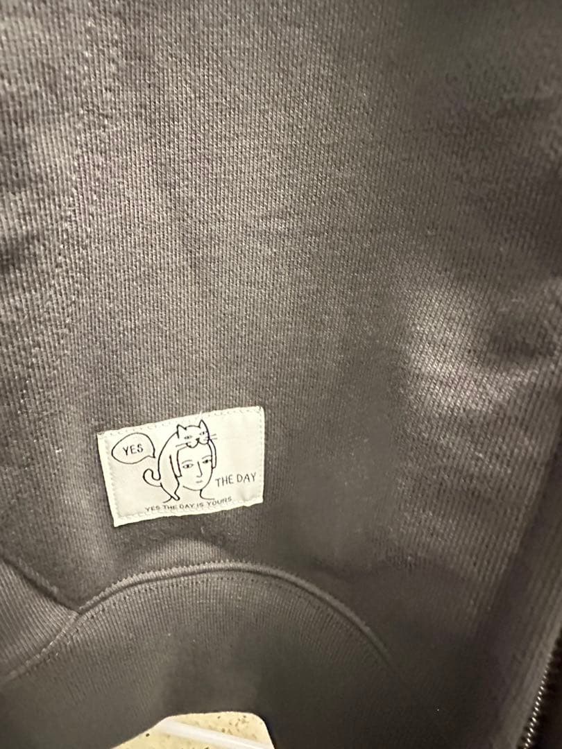 メロ　マウスラビット　パーカー　イェソン　チャコール　韓国