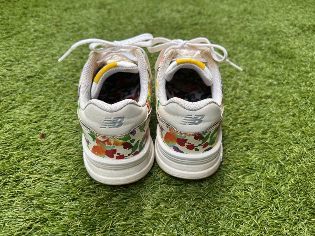 New Balance 574カラフルゴルフシューズ　レディース