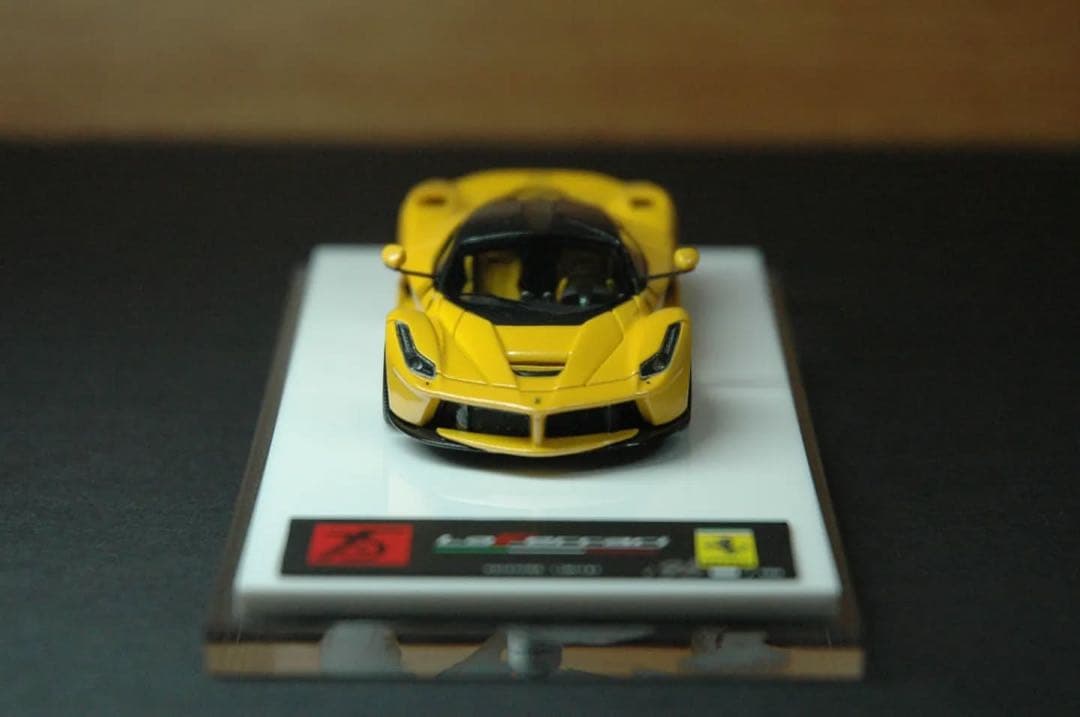 世界限定199台 DMH 1/64 Ferrari LaFerrari
