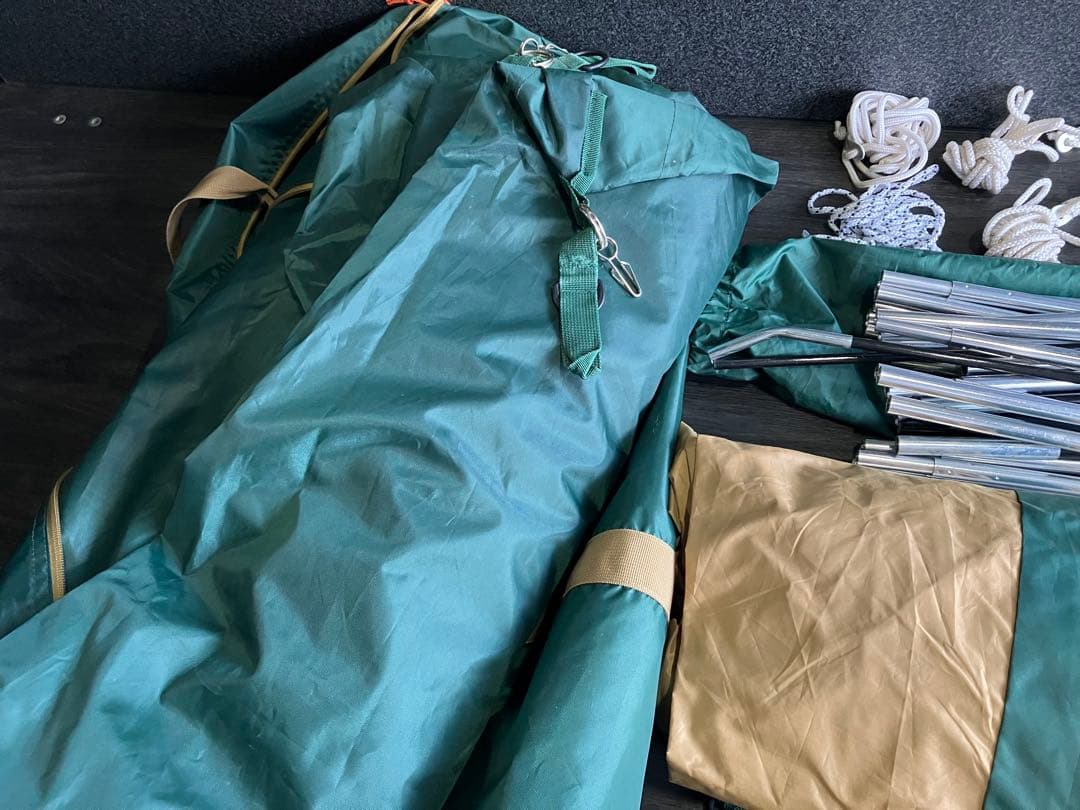 美品　コールマン　タフドーム　2725 3回使用のみ