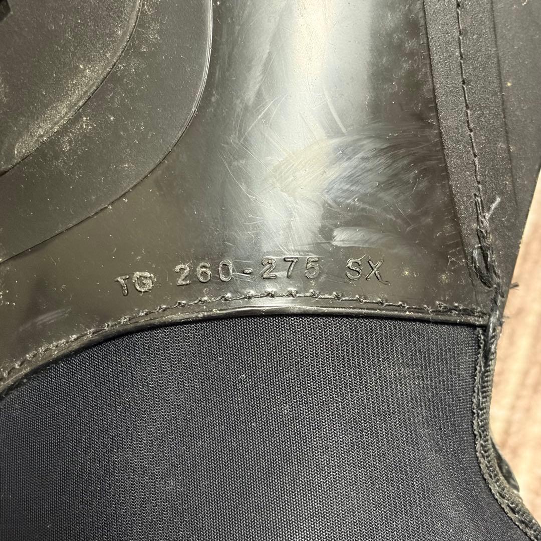 サロモンのスキーブーツ　ゴースト