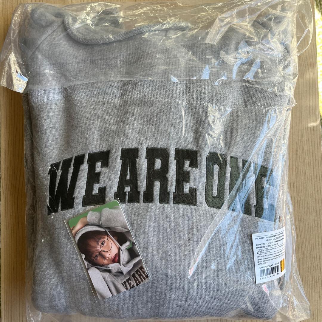 EXO 2024 WE ARE ONE パーカー フーディ ベッキョン トレカ