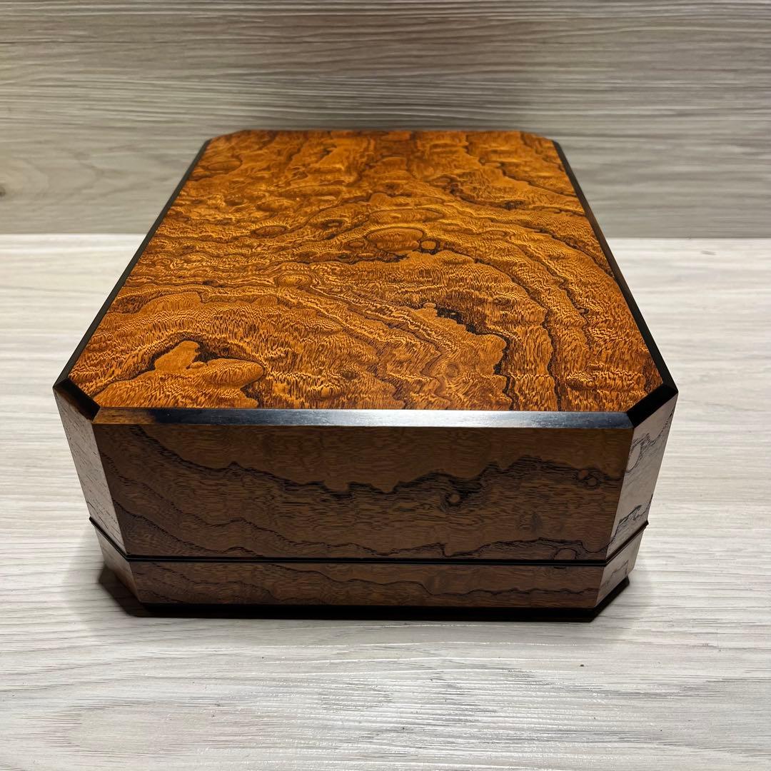 工芸品　欅拭漆文箱